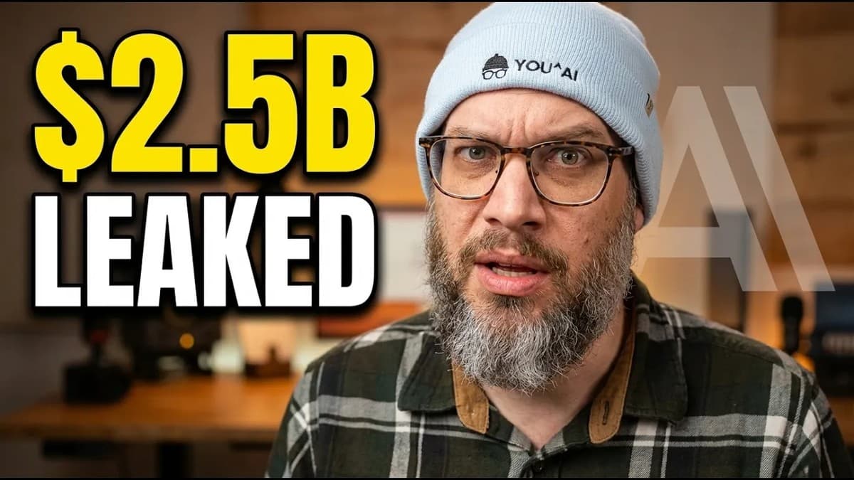 Nate B Jones forklarer arkitekturlekkasjen fra Claude Code på YouTube-kanalen AI News & Strategy Daily.
